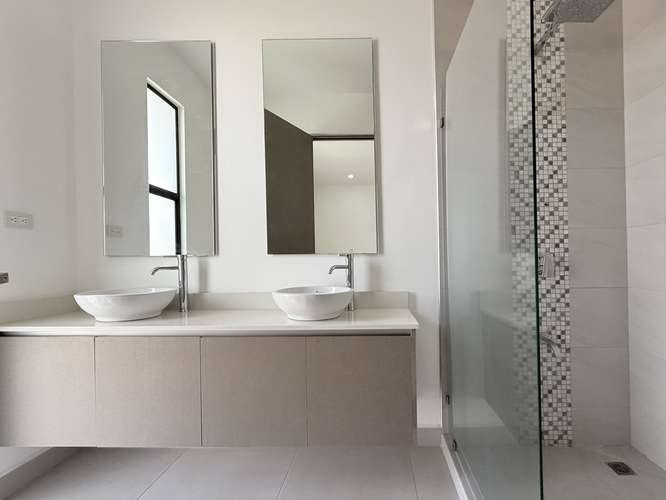 Lindora | Casa contemporánea con inquilino activo | Para inversión - Imagen 14