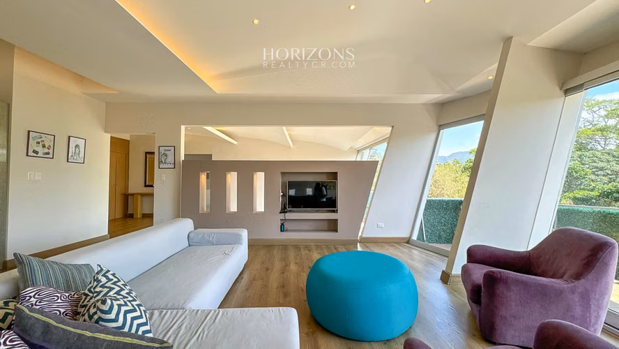 Casa Contemporánea en Condominio Hacienda Gregal Hermosas Vistas NJA780