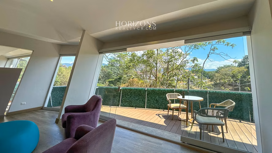 Casa Contemporánea en Condominio Hacienda Gregal Hermosas Vistas NJA780