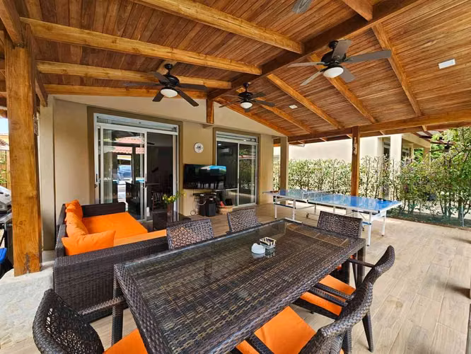 Casa Sol en Los Delfines Golf & Country Club