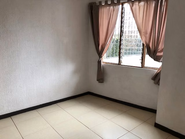 Se vende un apartamento en Uruca, cerca de Hotel Best Western