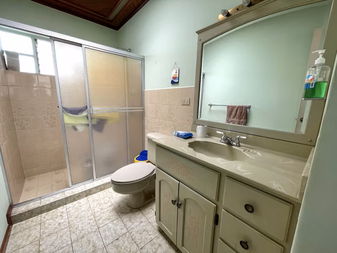 VENTA DE CASA ESQUINERA, CON USO DE SUELO MIXTO, ROHRMOSER - Imagen 16