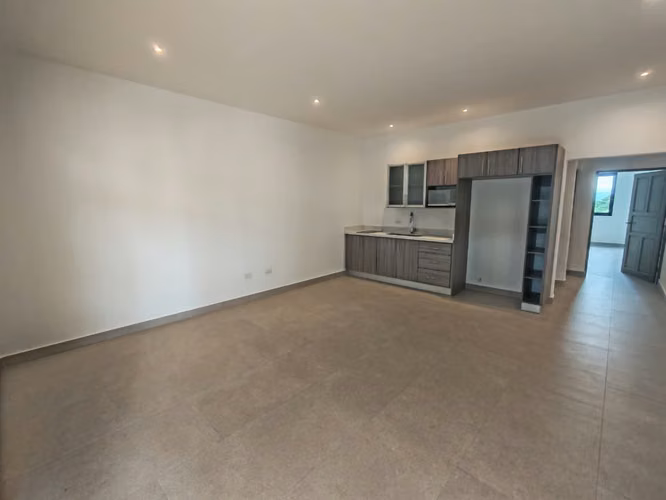 Se alquila apartamento de 1 habitación en Bello Horizonte de Escazú.