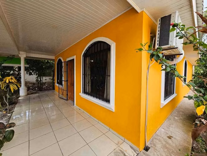 Casa Mango - Paquera, Puntarenas