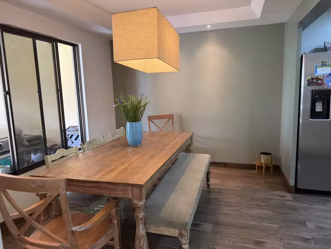 Casa en venta en San Antonio Escazú.