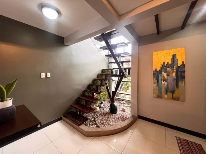 Se vende casa en El Guarco, Cartago, Condominio.