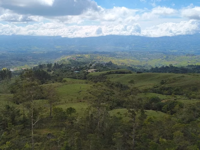 Venta lote Santa Teresa Perez Zeledon