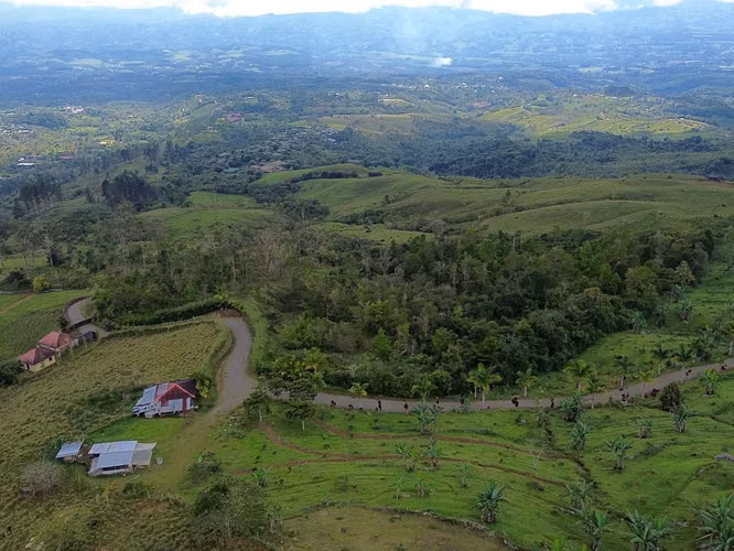 Venta lote Santa Teresa Perez Zeledon