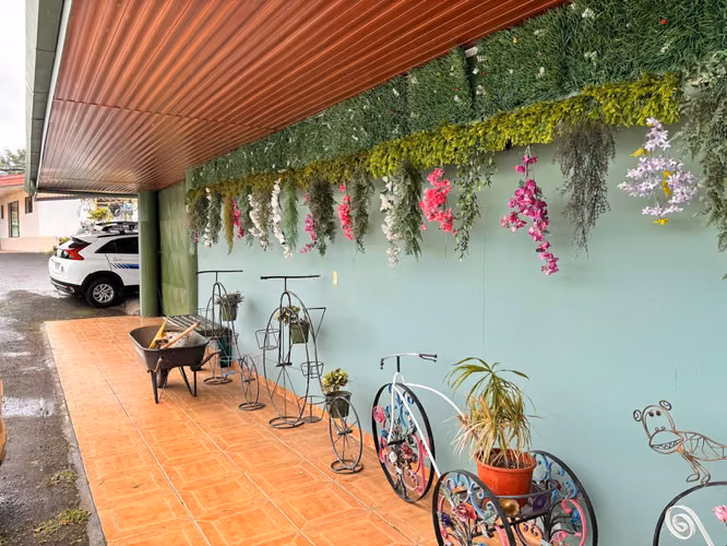 SE VENDE PROPIEDAD EN SAN ISIDRO HEREDIA ESH