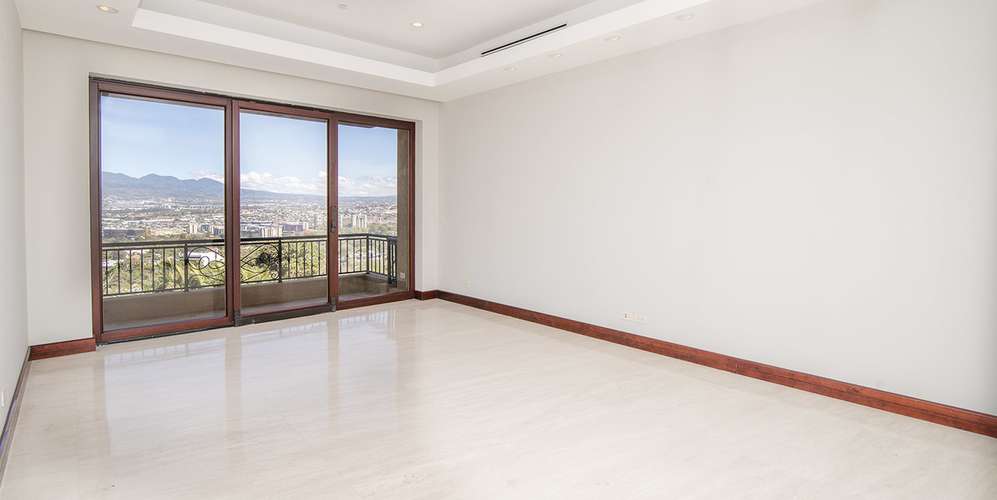 Apartamento 4 habs en Escazú Valle del Tamarindo vista ciudad y - Imagen 4