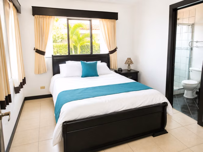 Alquiler hotel, residencial Bosques de Doña Rosa $6000
