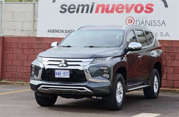 MITSUBISHI MONTERO 2022 AUTOMÁTICA DIESEL GRIS