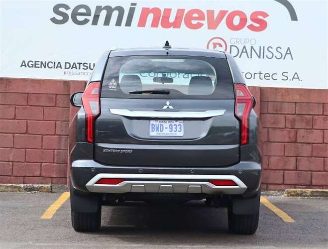 MITSUBISHI MONTERO 2022 AUTOMÁTICA DIESEL GRIS