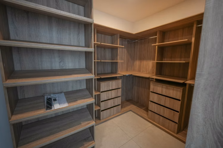 Santa Ana Boulevard | 220 m² | 3 habitaciones | Jardín y terraza - Imagen 11
