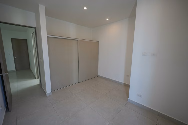 Santa Ana Boulevard | 220 m² | 3 habitaciones | Jardín y terraza - Imagen 18