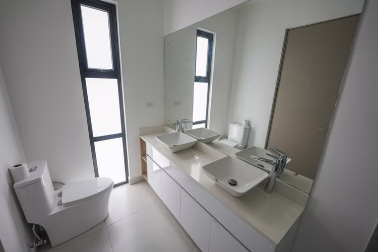 Santa Ana Boulevard | 220 m² | 3 habitaciones | Jardín y terraza - Imagen 10