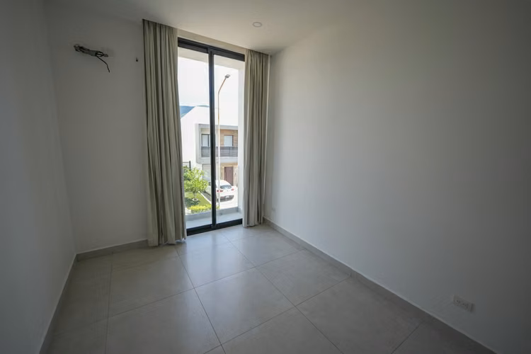 Santa Ana Boulevard | 220 m² | 3 habitaciones | Jardín y terraza - Imagen 19