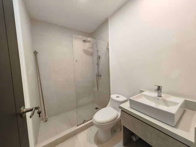 VENTA DE APARTAMENTO MODERNO EN ROHRMOSER