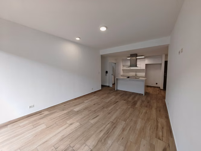 VENTA DE APARTAMENTO MODERNO EN ROHRMOSER
