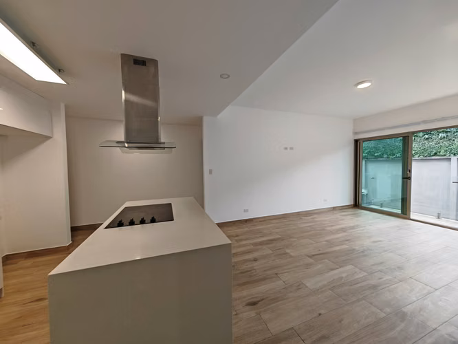 VENTA DE APARTAMENTO MODERNO EN ROHRMOSER