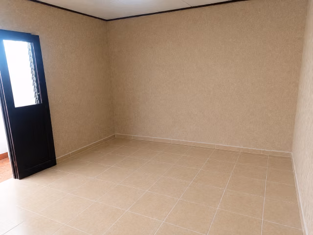 APARTAMENTO EN ROHRMOSER. - Imagen 2