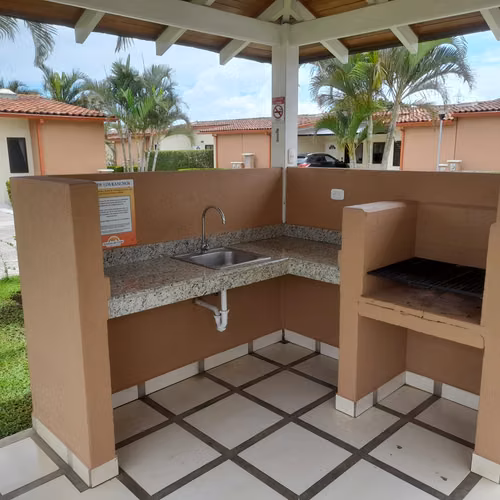 Casa en condominio en Terrazas del Oeste, 2 dormitorios, San Rafael de Alajuela.