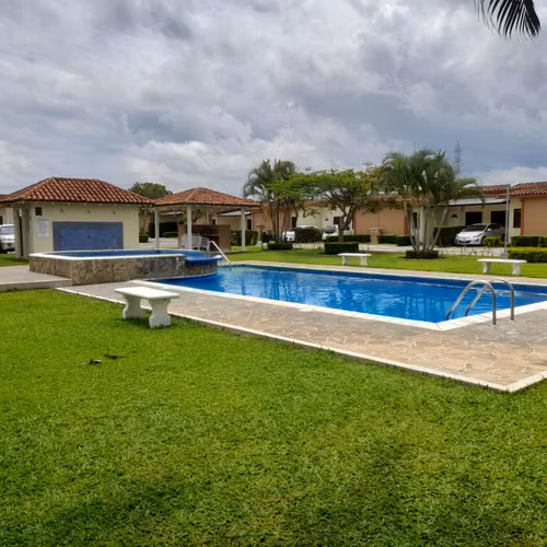 Casa en condominio en Terrazas del Oeste, 2 dormitorios, San Rafael de Alajuela.