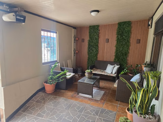 VENTA DE CASA EN URBANIZACIÓN MONTEROCOSO, EL COYOL, ALAJUELA - Imagen 3