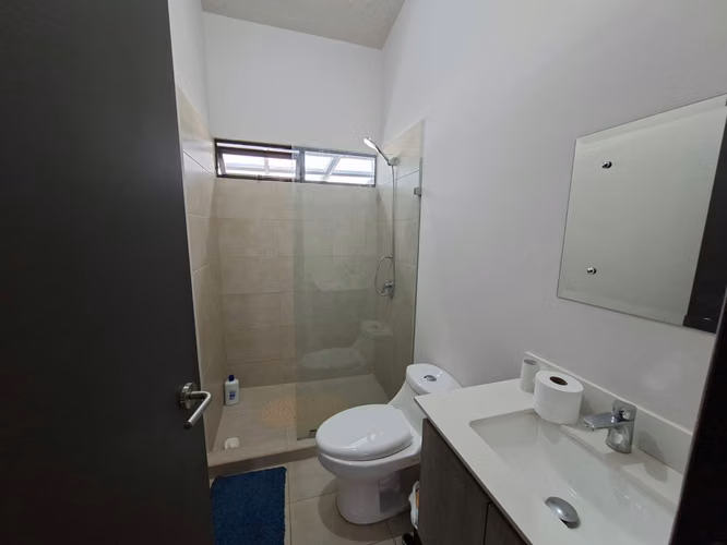 Alquiler de casa una sola planta en Condominio en Lindora - Imagen 14