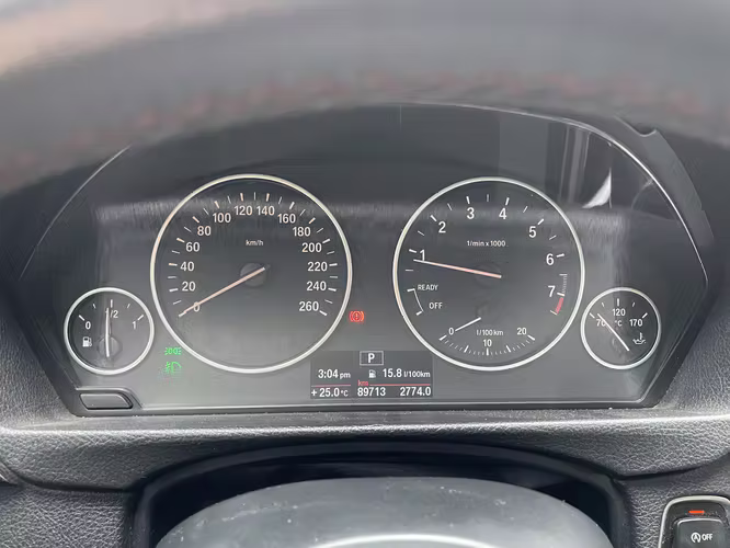 BMW 320i F30 2014 | CarPlay + Android Auto + Cámara de Reversa + Sport+ Programado | Rines 19” Staggered