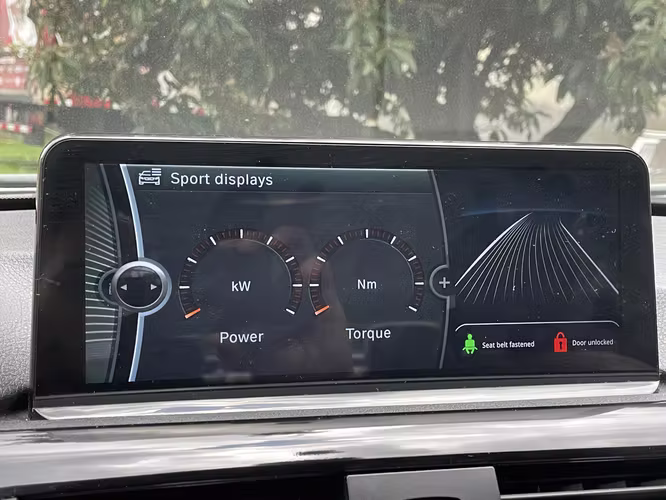 BMW 320i F30 2014 | CarPlay + Android Auto + Cámara de Reversa + Sport+ Programado | Rines 19” Staggered