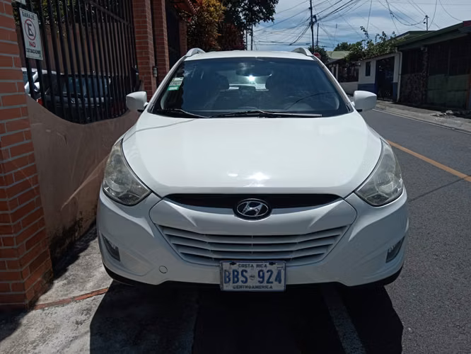 HYUNDAI TUCSON GLS