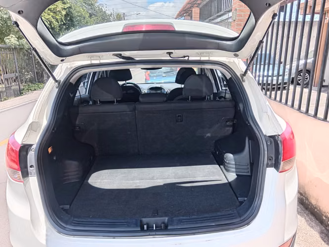 HYUNDAI TUCSON GLS