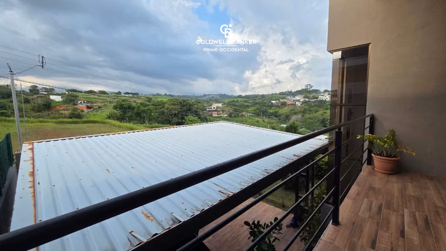 Casa en Venta en Grecia, Alajuela | Condominio | 3 Habitaciones | Vista Panorámica