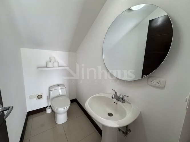 Venta de casa en condominio en Lusso, Santa Ana. - Imagen 8