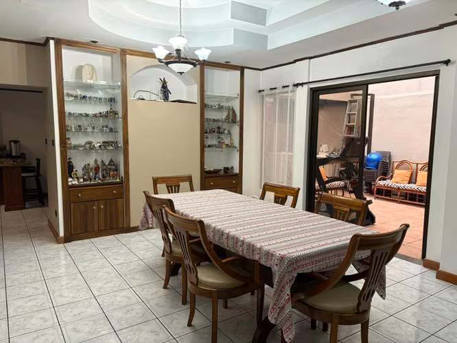 Casa Esquinera en Belgrano | Ideal para Vivienda, Consultorio, Oficina o Negocio - Imagen 12