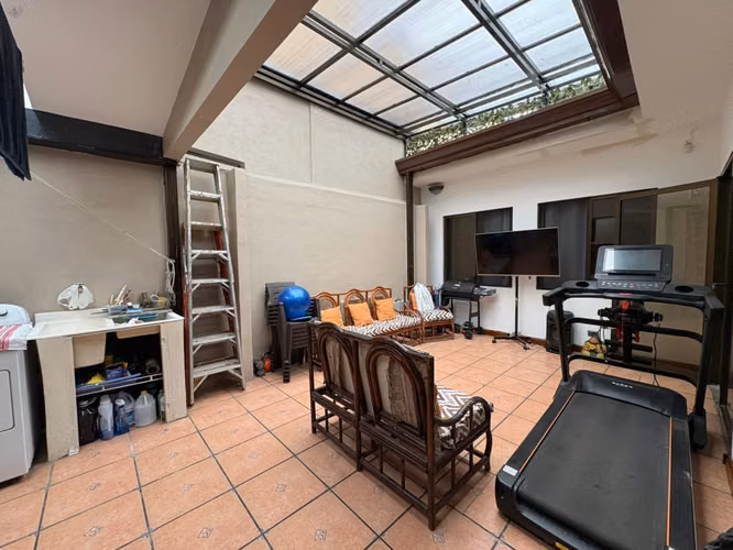 Casa Esquinera en Belgrano | Ideal para Vivienda, Consultorio, Oficina o Negocio - Imagen 11