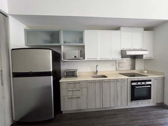 YA   ¡Viva con el confort y el estilo que se merece en Santa Ana! - Imagen 5