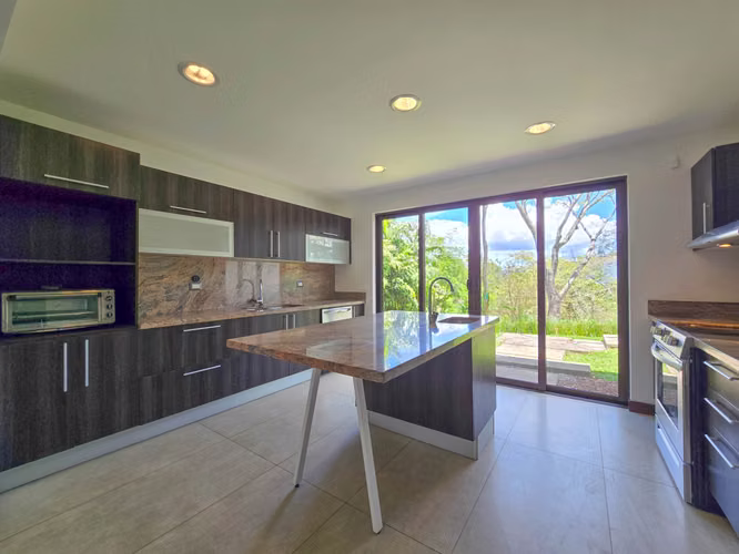 Lujosa Casa Contemporánea en Residencial Montaña del Sol / Santa Ana / 420 m² / Lote 1.577 m² - Imagen 12
