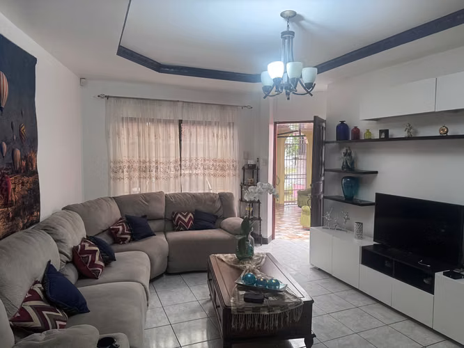 Oportunidad Casa en Venta - RA