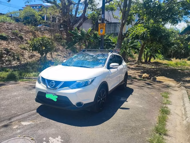 Nissan Qashqai Exclusive 2018 4x4 Automático GLP - Imagen 4