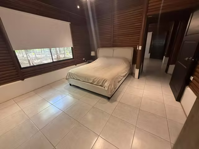 Cabaña de lujo en Playa Avellanas, 3 habitaciones, 2 baños