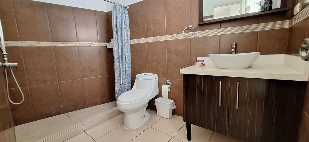 2 Hab - 2 Ba - Nunciatura - calle 78 - amoblado moderno - muy espacioso