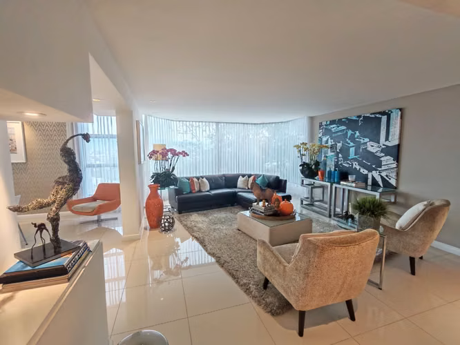 Se vende hermoso apartamento remodelado en San Rafael de Escazú. - Imagen 2