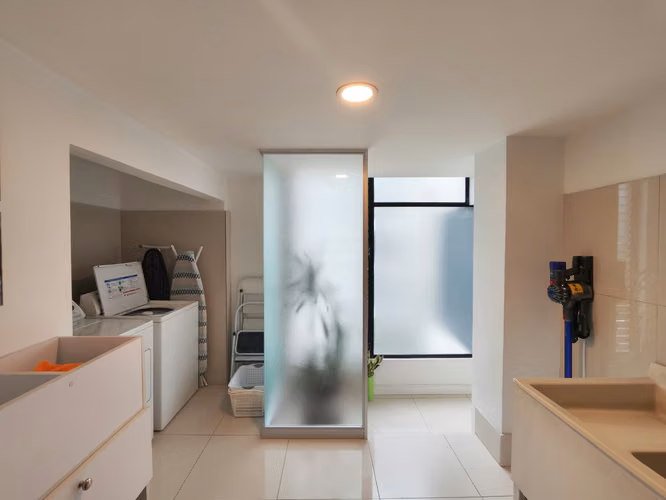 Se vende hermoso apartamento remodelado en San Rafael de Escazú. - Imagen 10