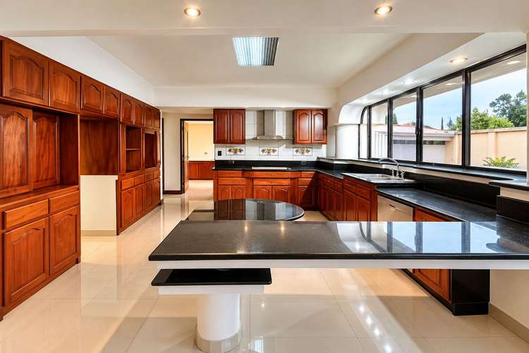 VENTA CASA ALTAMONTE CURRIDABAT SAN JOSÉ