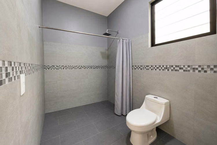 SE VENDE CASA en Santa Barbara de Heredia SPM