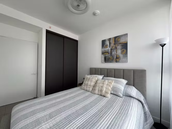 BÖ Escalante | 2 Hab | Amueblado | Piso 10 | Parqueo | $1,550 - Imagen 8