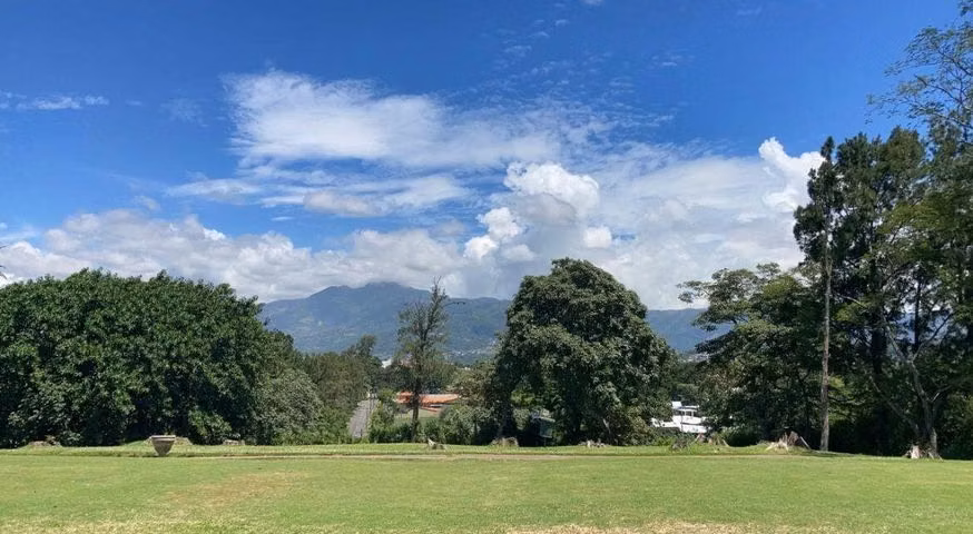 Venta de Casa + 3 Apartamentos en Belén, Heredia. OPORTUNIDAD ÚNICA - Imagen 8