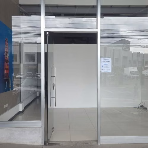 Local San Rafael Escazú, calle principal iva y mantenimiento incluido - Imagen 9
